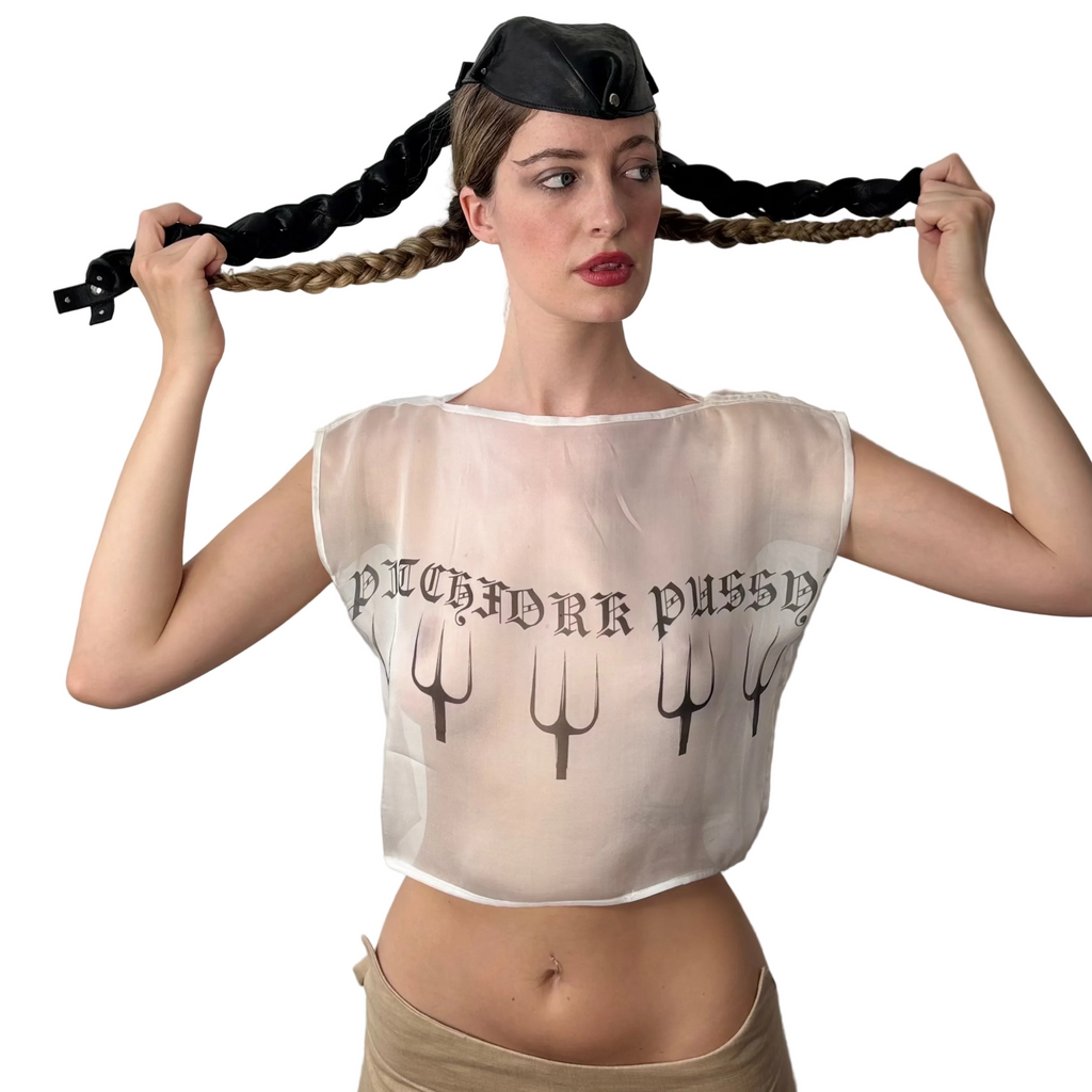 Pitchfork pussy bib